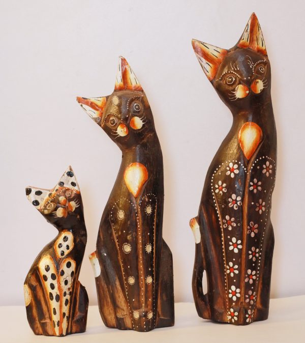 Handcrafted Painted Flat Cat (2)